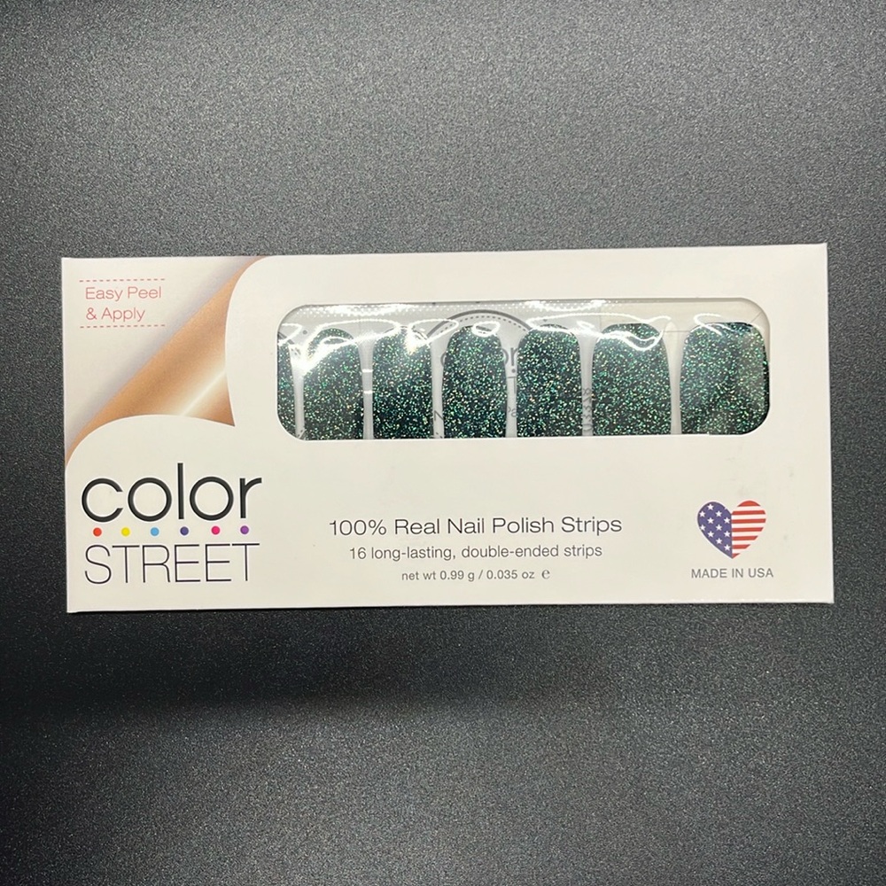 *Rare, Retired* Color Street: All Spruced Up